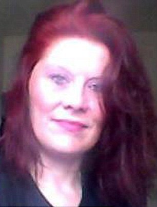2758a03600000578-3028987-natasha_elderfield_41_is_on_trial_at_oxford_crown_court_accused_-m-10_1428422637882.jpg 2758a03600000578-3028987-natasha_elderfield_41_is_on_trial_at_oxford_crown_court_accused_-m-10_1428422637882.jpg