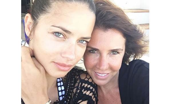adriana-lima-mikonos-ta-2272360.jpeg adriana-lima-mikonos-ta-2272360.jpeg
