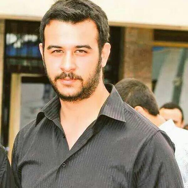 firat-yilmaz-cakiroglu-nun-annesi-oglunun-fotografini-elinden-dusurmedi-5329438.jpeg firat-yilmaz-cakiroglu-nun-annesi-oglunun-fotografini-elinden-dusurmedi-5329438.jpeg