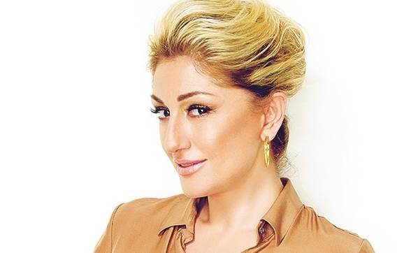 muazzez-ersoy-soforune-asik-oldu-2125263.jpeg muazzez-ersoy-soforune-asik-oldu-2125263.jpeg