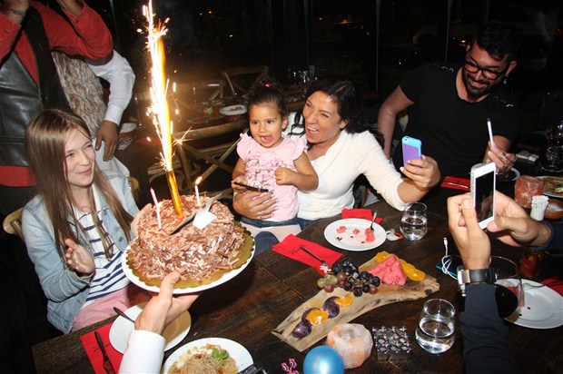 sevgili-var-baba-yok--839952.jpg sevgili-var-baba-yok--839952.jpg