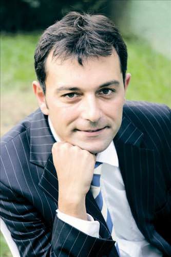 yalcin-d.jpeg yalcin-d.jpeg